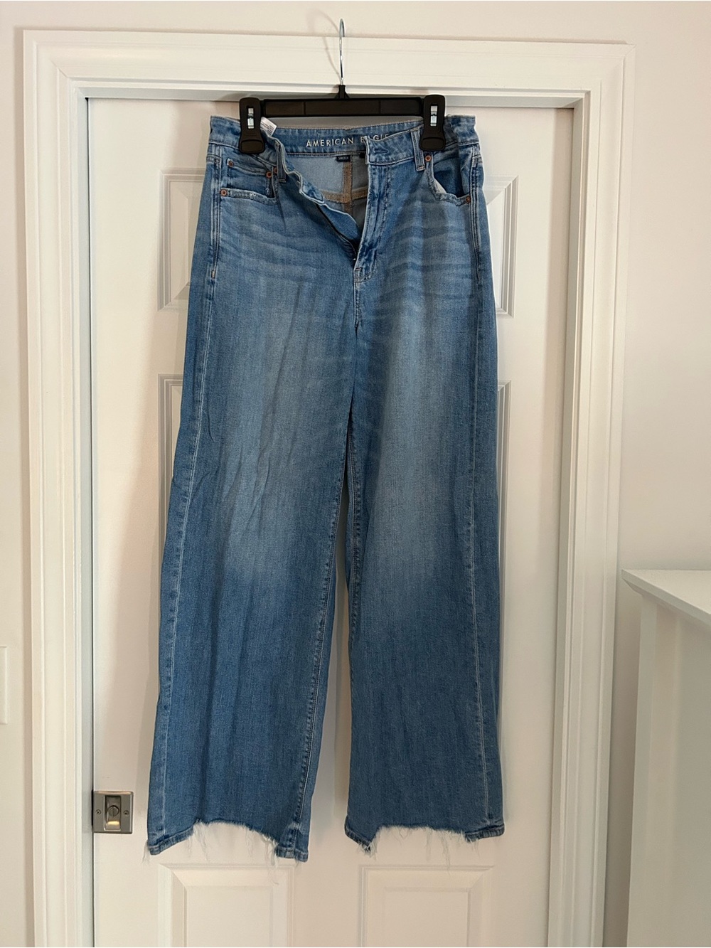 American Eagle Outfitters Light Blue Wide-Leg Jeans